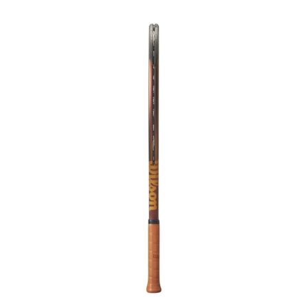 Wilson-Pro-Staff-26-V14-tennisketcher-1