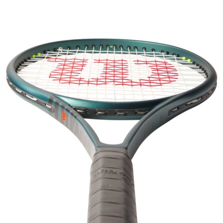 Wilson-Blade-100UL-V9-4