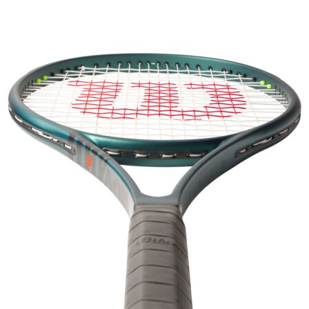 Wilson-Blade-104-V9-4