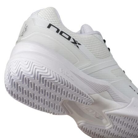 Nox-AT10-Pro-White-6