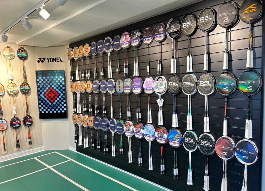 Badmintonketcher væg